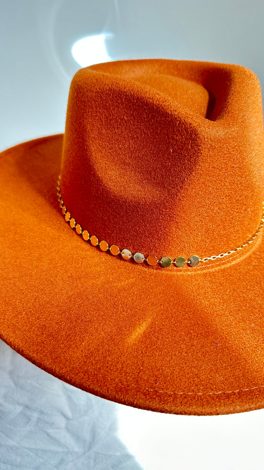 Circle Link Hat Chain